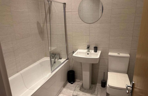 Walton on the Naze Apartment | Immaculate 1-bed Apartment in Walton on the Naze