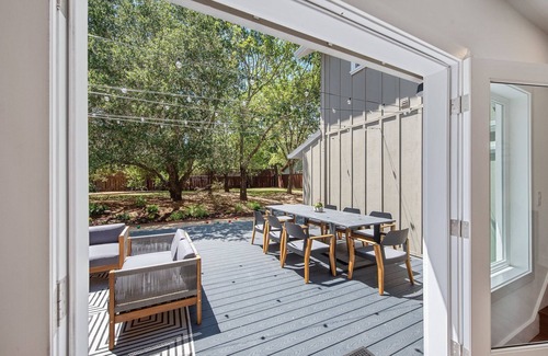 Eldridge House | Immaculate home in the heart of wine country