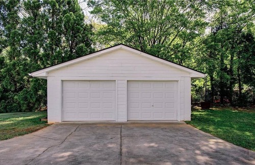 Seneca House | Immaculate Home near Ram Cat Alley