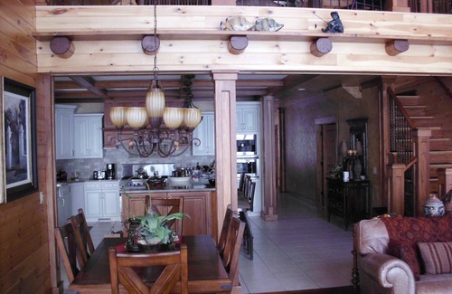 Cedar House | Immaculate Lake Leelanau home. Close to everything in the Leelanau Peninsula.