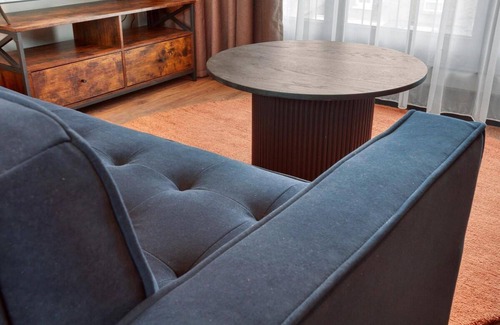 Grove Green Apartment | Immaculate Luxury Studio in London