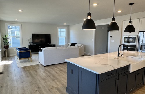 Sawgrass South House | Immaculate New 5 Bedroom House nw/4 bathrooms