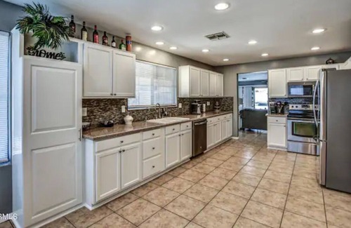 Miller Manor House | Immaculate pool home in a quiet family neighborhood