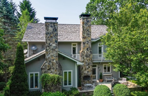 Highlands Villa | Immaculate Scaly Mountain Villa w/ Mountain Views!