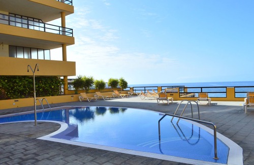 San Miguel de Abona Apartment | IMMENSE PRIVATE TERRACE WITH DIRECT SEA VIEW AND AIR CONDITIONED SWIMMING POOLS, WiFi