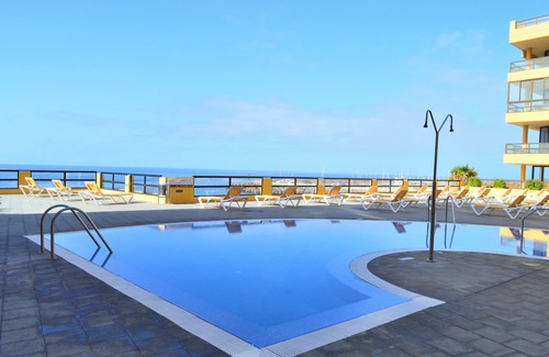 San Miguel de Abona Apartment | IMMENSE PRIVATE TERRACE WITH DIRECT SEA VIEW AND AIR CONDITIONED SWIMMING POOLS, WiFi