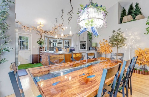 Lakewood House | Immersive Spa Retreat - A Fantasy Smart House