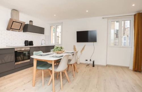 Carnot Apartment | Immogroom - 10 min from the city center - Cosy