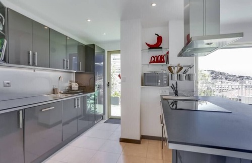 Carnot Apartment | Immogroom - Apartment with terrace - A C - Parking