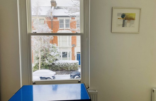 Stroud Green Apartment | Impeccable 1-Bed Apartment in London