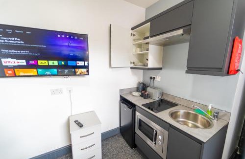 Selly Oak Apartment | Impeccable 1-Bed Studio in Birmingham