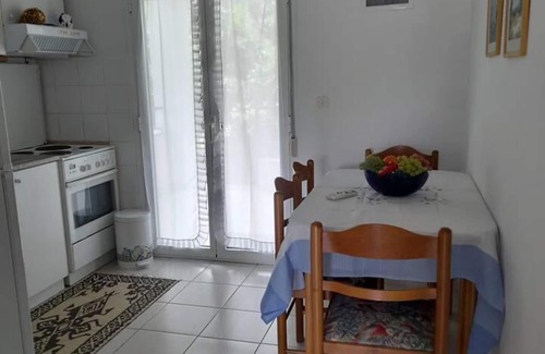 Nea Potidaia Villa | Impeccable 2-bed House in