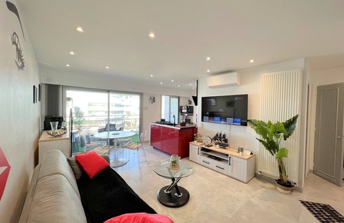 Cannes Apartment | imperial 2