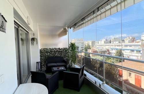 Cannes Apartment | imperial 2