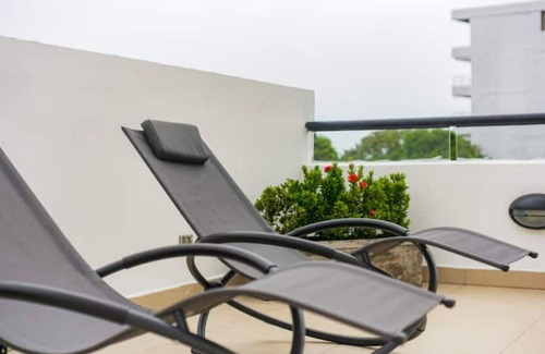 Pie del Cerro Apartment | Impresionante 1BR con Azotea Cerca del Casco Antiguo De201