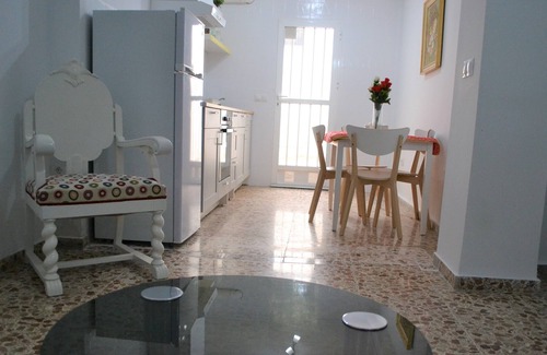 Alicante Apartment | Impressive 1bed Apartment with a stunning bathroom