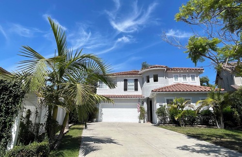 Ivey Ranch - Rancho Del Oro House | Impressive SoCal Home with Coastal Aesthetic.