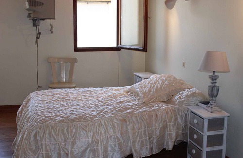 Fanjeaux House | In 1 historic cathar village house 120 m2 + terrace for 2-11 pers.