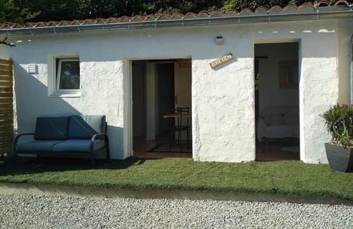 Oms House | In a quiet and wooded property, the Breizh cottage, ideal for the family