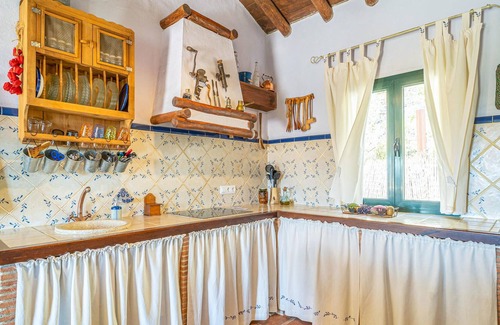Algatocin House | In a quiet location, with magnificent panoramic mountain views, this authentic vacation home welcome