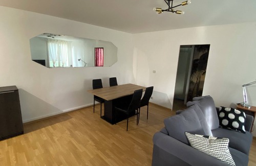 Draveil Apartment | In a quiet residence on the edge of a park. Spacious T2 apartment.