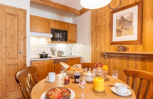 Arc-1950 Apartment | In Arc1950 heart, Residence5*! Deep Nature Spa!