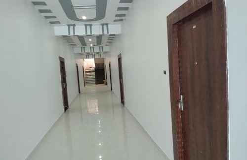 Lucknow Hotel | D P Palace