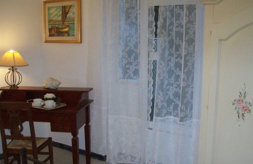 Borgo Antico Apartment | In historical centre of Monterosso, a romantic house with garden