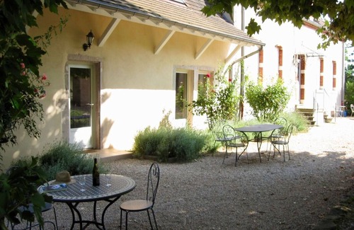Cuisery Apartment | in La Fontenelle, Cuisery