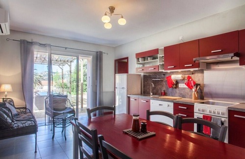 Patrimonio House | In Musella, 6-person gîte (3 bedrooms + 3 bathrooms) in the heart of the village