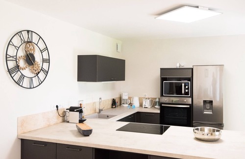 Aouste-sur-Sye House | In nature, 3 bedroom house sleeps 8-10, totally renovated in 2019