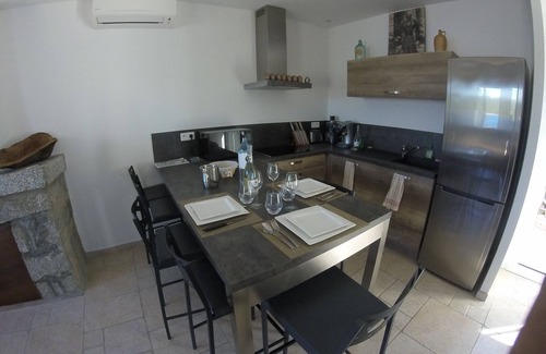 Pianotolli-Caldarello Villa | In Pianottoli-Caldarello, bonifacio stone villa, feet in the water
