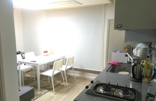Yongsan-gu Apartment | In Rooftop & Patio. 明洞(Myeongdong) 南山(Namsan Mountain with TENT, CAMP in APT