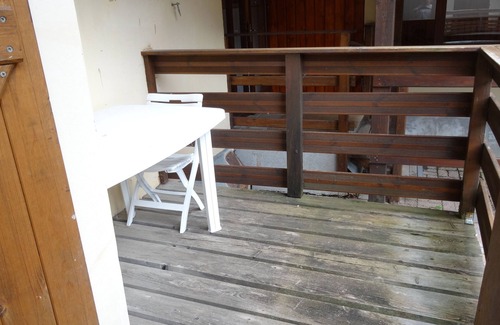 Allos Apartment | In the center of the resort and shops ground floor apartment sleeps 6