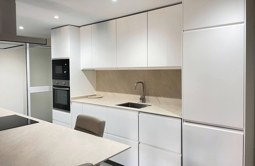 Fuengirola City Centre Apartment | IN THE CENTER OF FUENGIROLA WITH LARGE TERRACE WITH FREE CAR PARKING