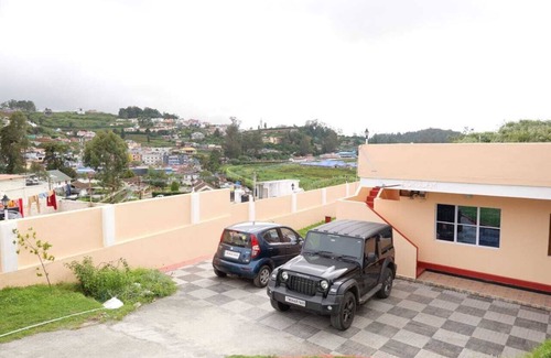 Ooty Villa | In the embrace of nature, amidst busy Ooty