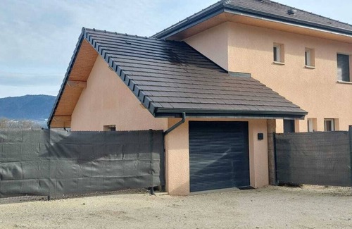 Sainte-Helene-du-Lac Apartment | In the heart of the 3 valleys