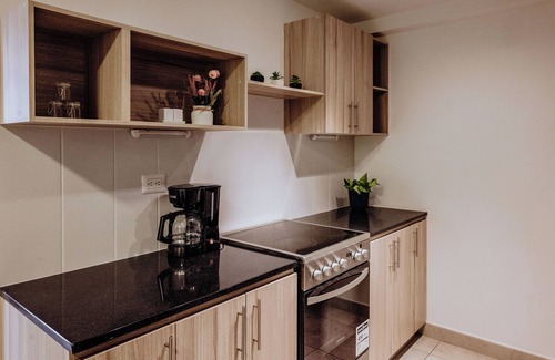 Zona 4 Apartment | In the heart of Zone 4!