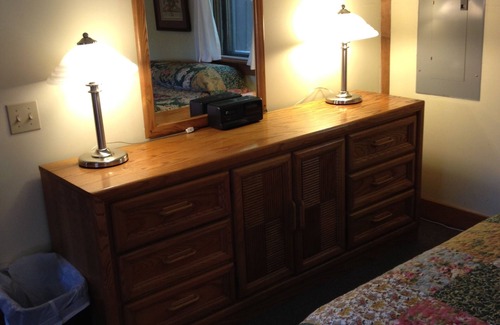 Bar Harbor Apartment | In the heart of ACADIA NATIONAL PARK. 1 mi. from Eagle Lake KIDS & PETS WELCOME!
