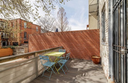 Adams Morgan Apartment | In the heart of Adams Morgan | Vintage Charm