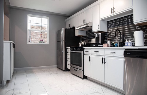 St. Charles Apartment | In the heart of downtown St Charles, IL