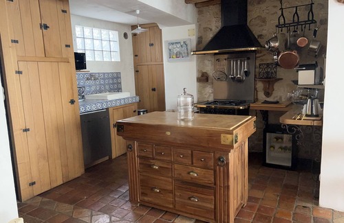 Fontainebleau Cottage | In the heart of Fontainebleau! "Les Anges de Fleury" Maison Hotel de Tourisme