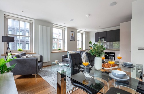 Fitzrovia Apartment | In the Heart of Fitzrovia – Soho - Beautiful 1BR Flat in Central London