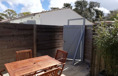 Rivedoux-Plage Cottage | In the heart of the pine forest, cottage for 4 people, very well equipped