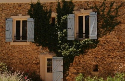 Barjols House | In the heart of green Provence in the Var, old charming sheepfold