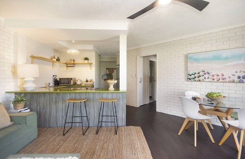 Kingscliff Apartment | In the heart of Kingscliff, just steps to the beach, quiet, private balcony & AC
