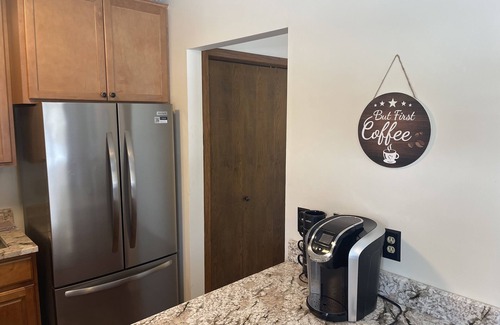 Plymouth House | In the heart of Maple Grove!