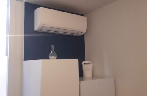 Meze Apartment | In the heart of Meze, apartment 2 BEDROOMS, AIR CONDITIONED, sleeps 4.