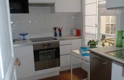Quartier du Mail Apartment | In the Heart of Paris - Come and live like a true Parisien