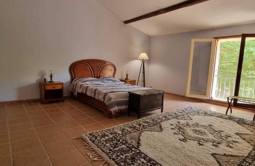 Arles Other | In the heart of Provence typical 5 bedroom farmhouse renovated for 10 people.